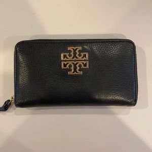 Black and gold Tory Burch wallet